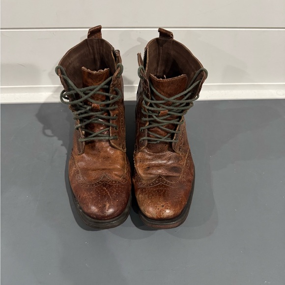 Men\'s Distressed Leather Boots with Green Laces main image 7